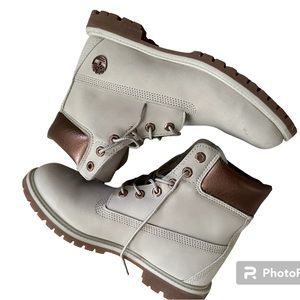 Women’s timberlands